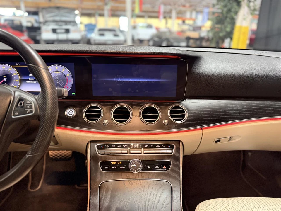 2018 Mercedes-Benz W213 E-Class - Image 16 of 17
