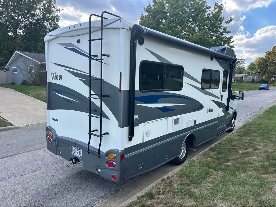 2018 Winnebago - Image 4 of 18