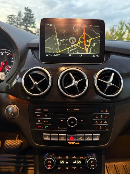 2018 Mercedes-Benz W246 B-Class - Image 12 of 17