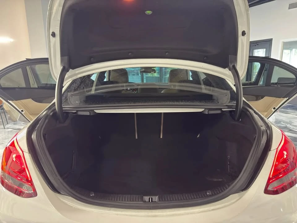 2018 Mercedes-Benz W205 C-Class - Image 10 of 19