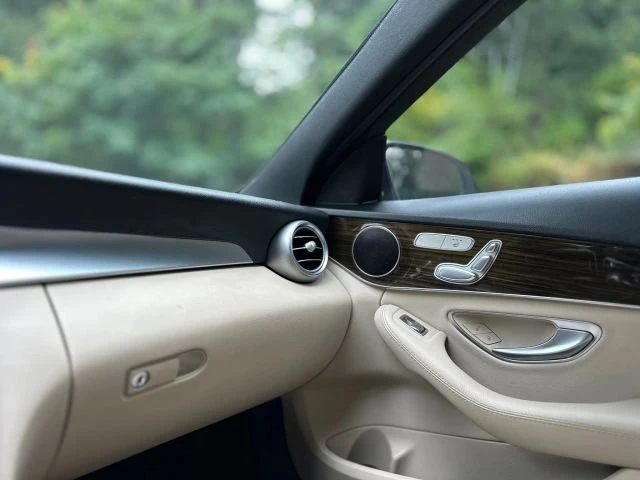 2018 Mercedes-Benz W205 C-Class - Image 11 of 17