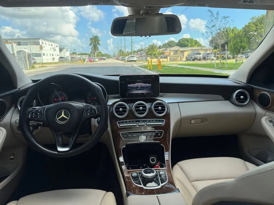 2018 Mercedes-Benz W205 C-Class - Image 11 of 15