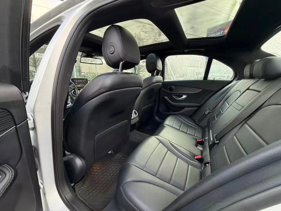 2018 Mercedes-Benz W205 C-Class - Image 10 of 16