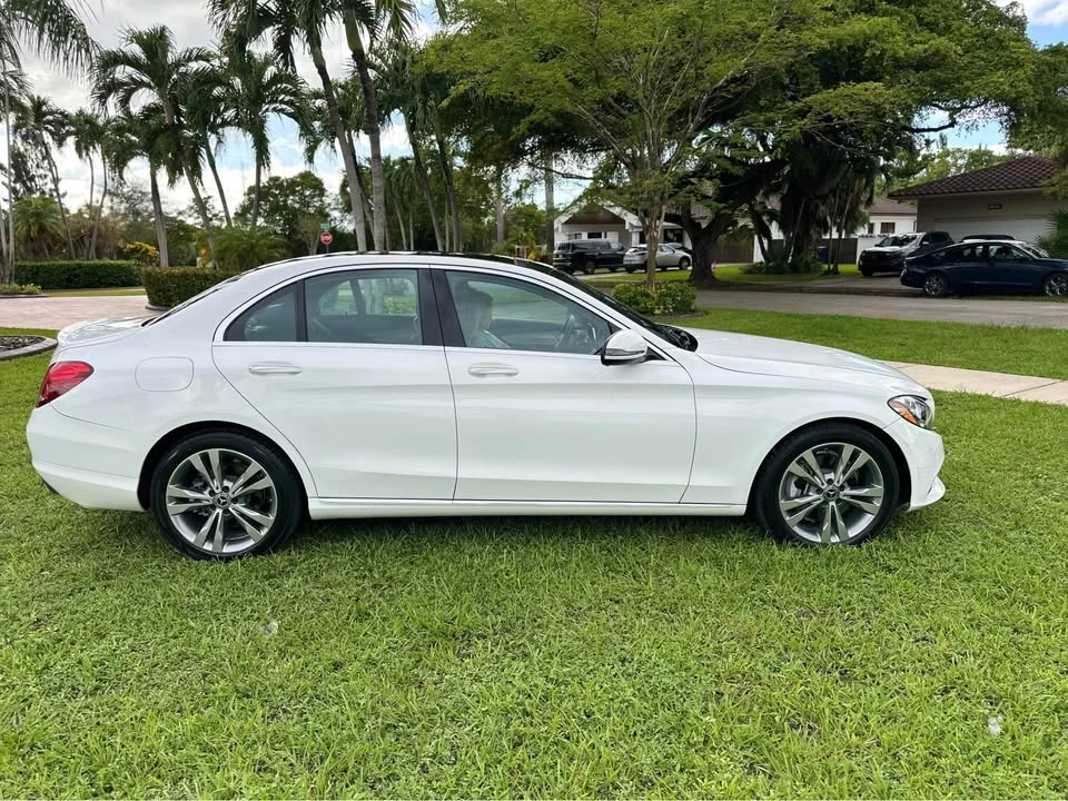 2018 Mercedes-Benz W205 C-Class - Image 13 of 17