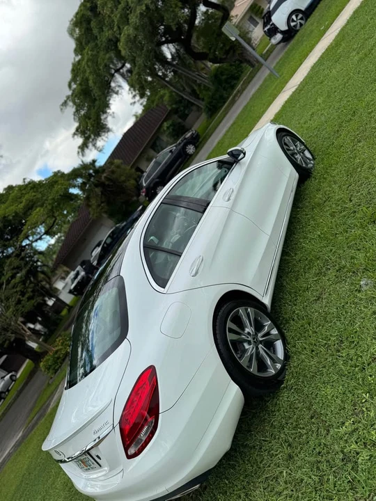 2018 Mercedes-Benz W205 C-Class - Image 2 of 17