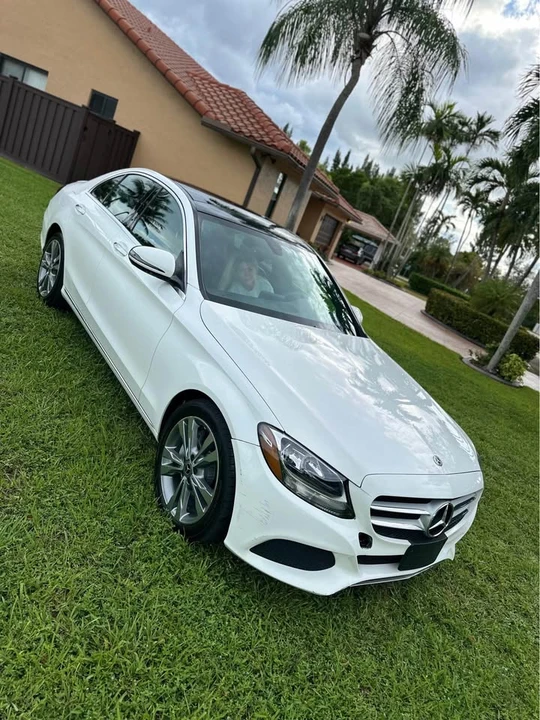 2018 Mercedes-Benz W205 C-Class - Image 12 of 17