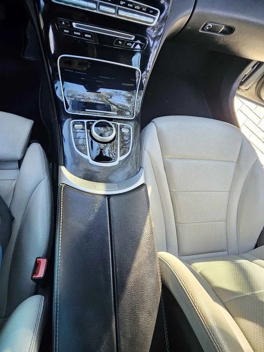 2018 Mercedes-Benz W205 C-Class - Image 9 of 19