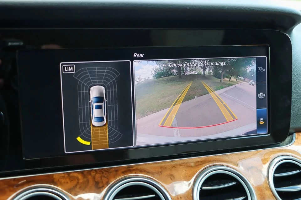 2018 Mercedes-Benz W213 E-Class - Image 12 of 16