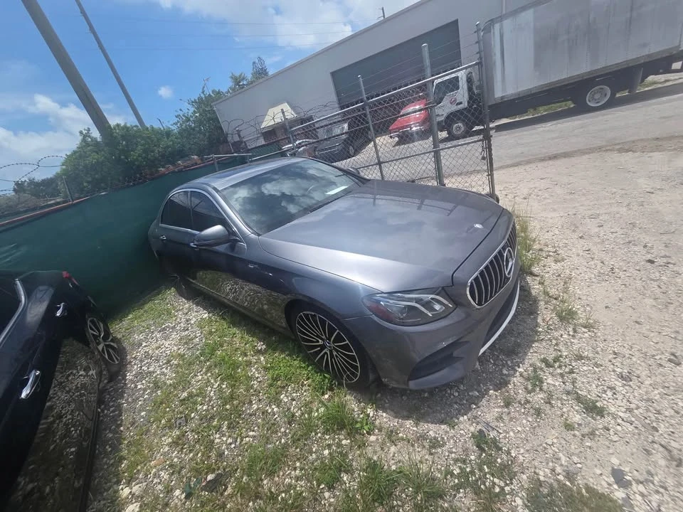 2018 Mercedes-Benz W213 E-Class - Image 2 of 2