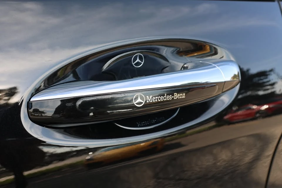 2018 Mercedes-Benz W222 S-Class - Image 9 of 20