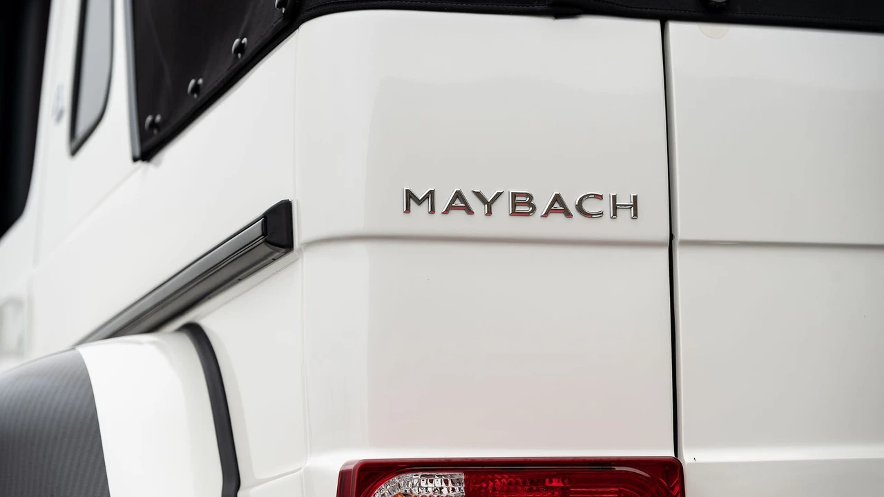 2018 Maybach - Image 2 of 31