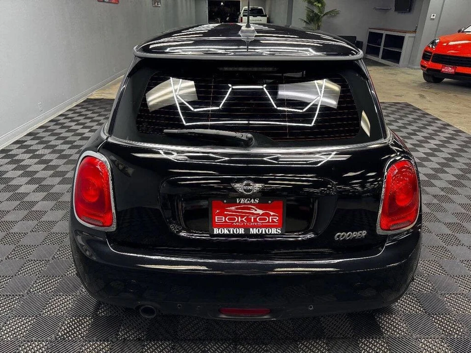 2018 Mini Mini 3rd Gen - Image 13 of 31