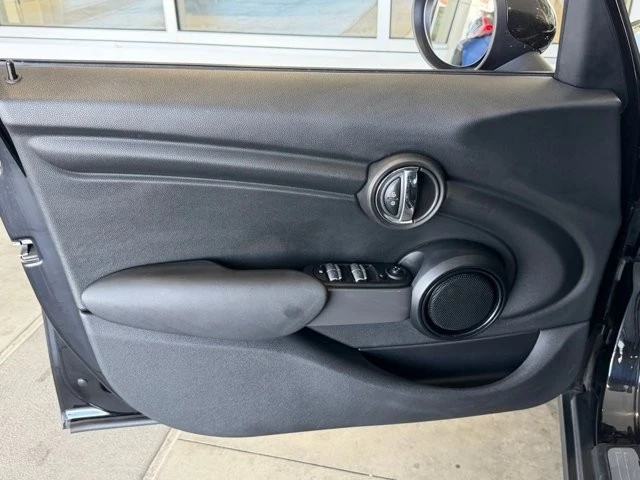 2018 Mini Mini 3rd Gen - Image 18 of 31