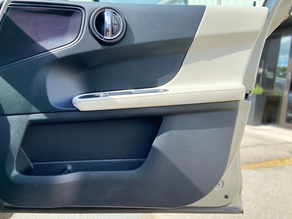 2018 Mini Mini 3rd Gen - Image 16 of 31