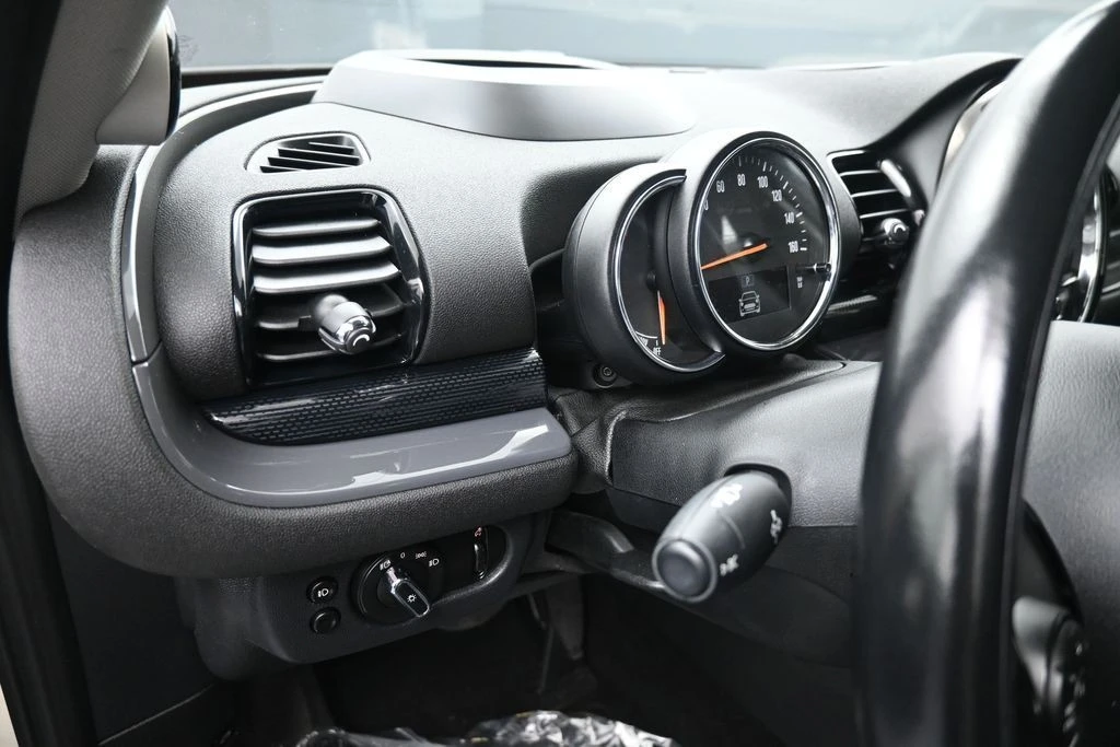 2018 Mini Clubman 2nd Gen - Image 17 of 31