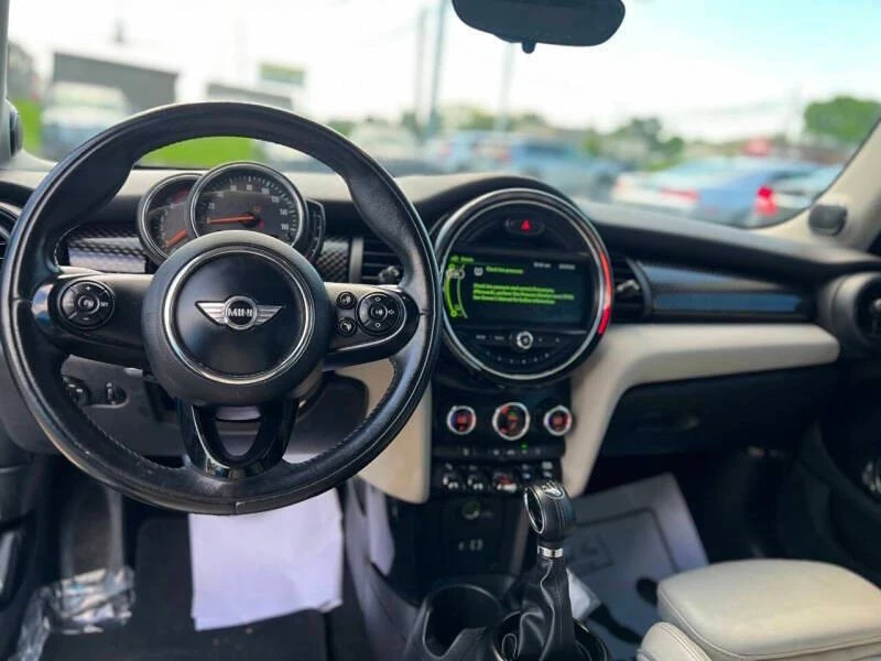 2018 Mini Mini Cooper S 3rd Gen - Image 10 of 13