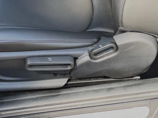 2018 Mini Mini Cooper S 3rd Gen - Image 18 of 30