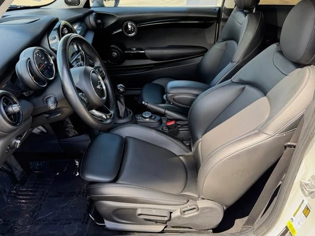 2018 Mini Mini Cooper S 3rd Gen - Image 15 of 30