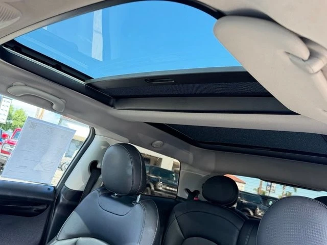 2018 Mini Mini Cooper S 3rd Gen - Image 17 of 30