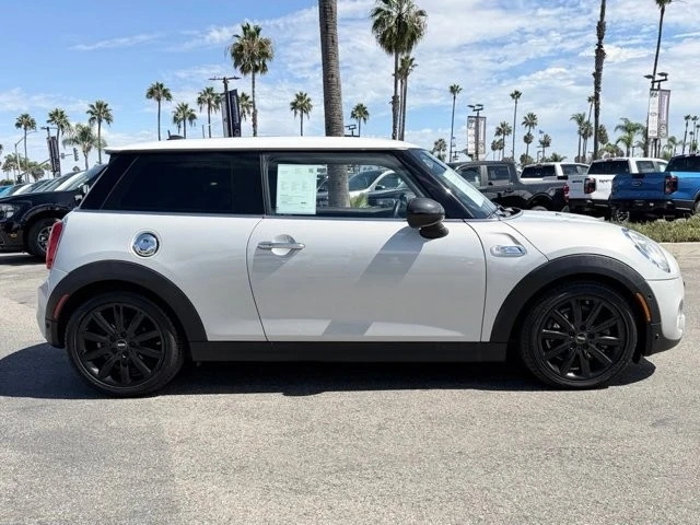 2018 Mini Mini Cooper S 3rd Gen - Image 9 of 30