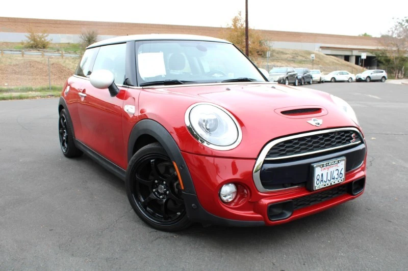2018 Mini Mini Cooper S 3rd Gen - Image 3 of 21