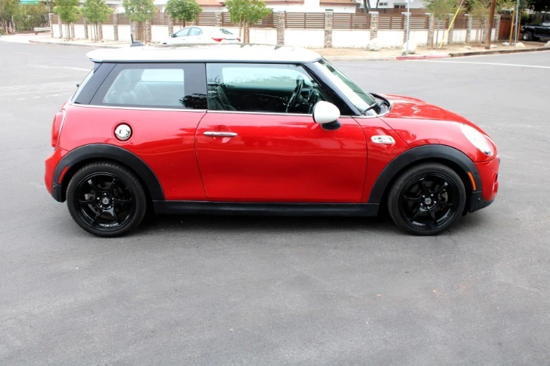 2018 Mini Mini Cooper S 3rd Gen - Image 4 of 21