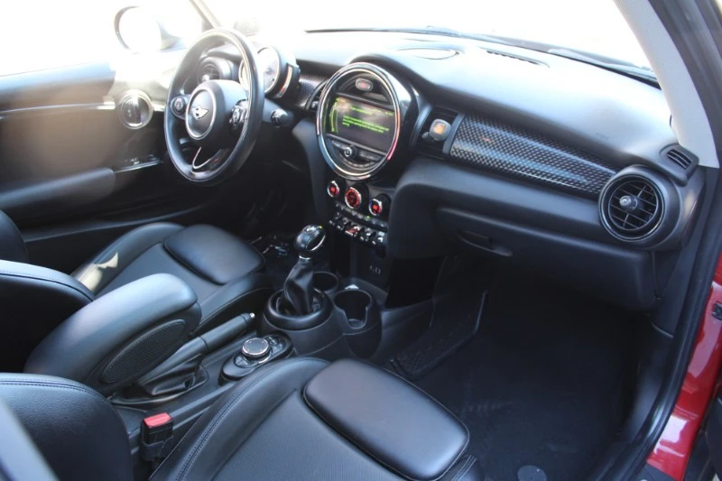 2018 Mini Mini Cooper S 3rd Gen - Image 12 of 21