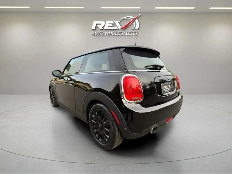 2018 Mini Mini 3rd Gen - Image 3 of 12