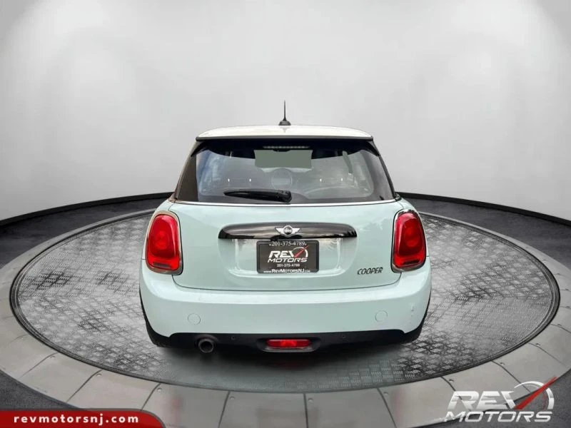 2018 Mini Mini 3rd Gen - Image 4 of 12