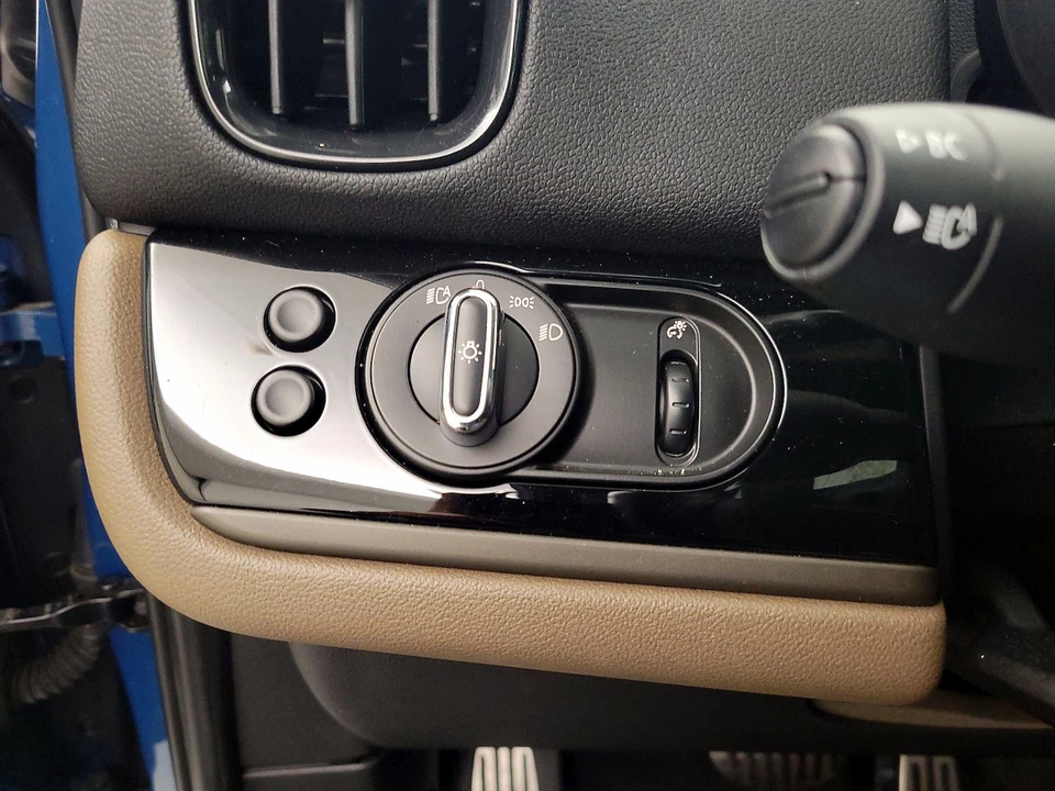 2018 Mini Countryman 2nd Gen - Image 14 of 27