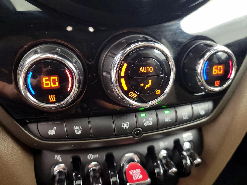 2018 Mini Countryman 2nd Gen - Image 17 of 27