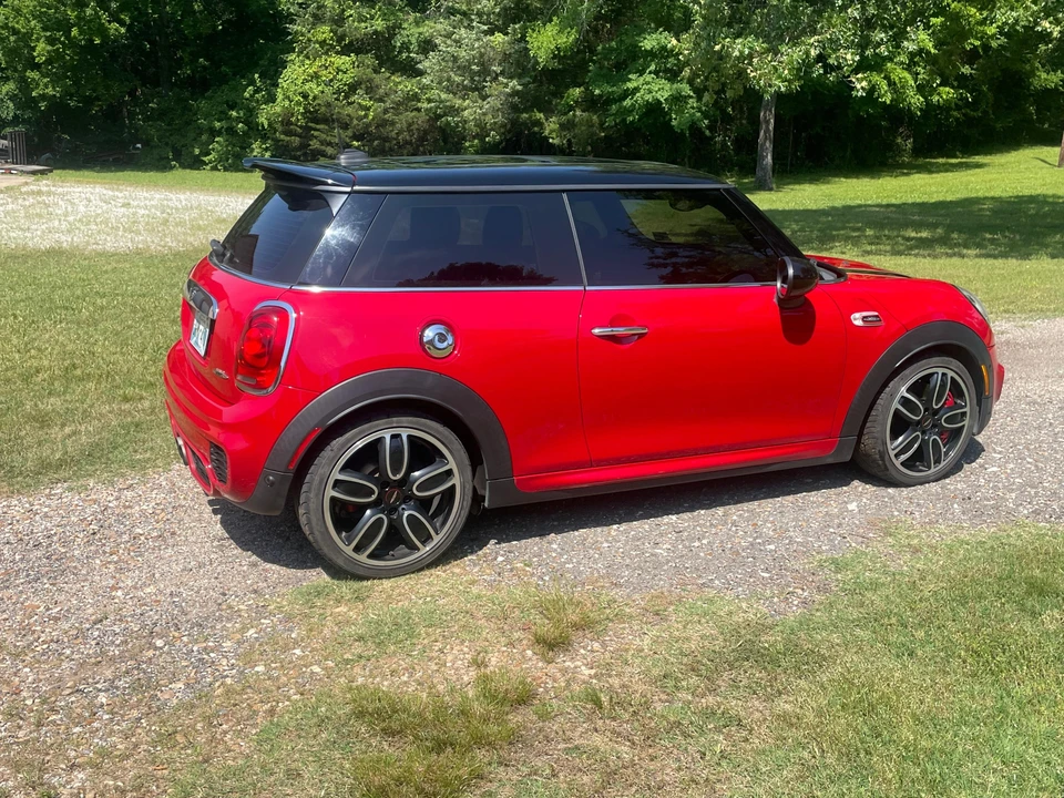 2018 Mini Mini 3rd Gen - Image 15 of 31