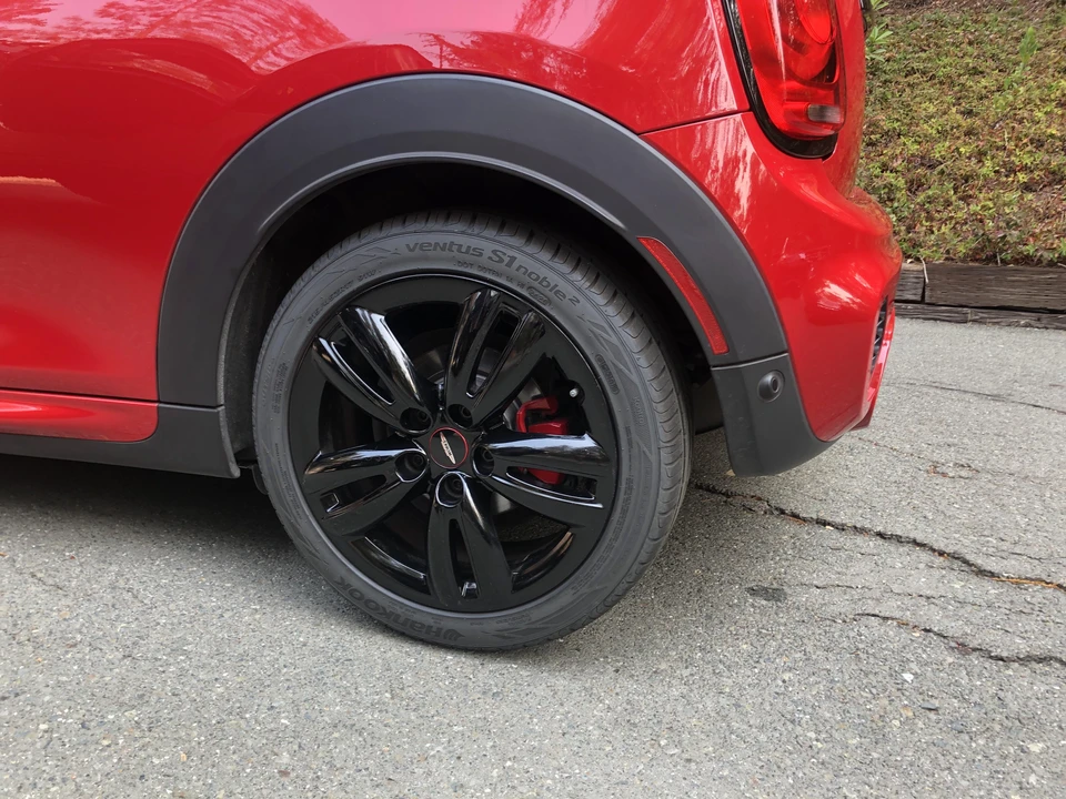 2018 Mini Mini John Cooper Works 3rd Gen - Image 23 of 31