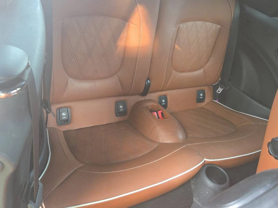 2018 Mini Mini 3rd Gen - Image 9 of 10