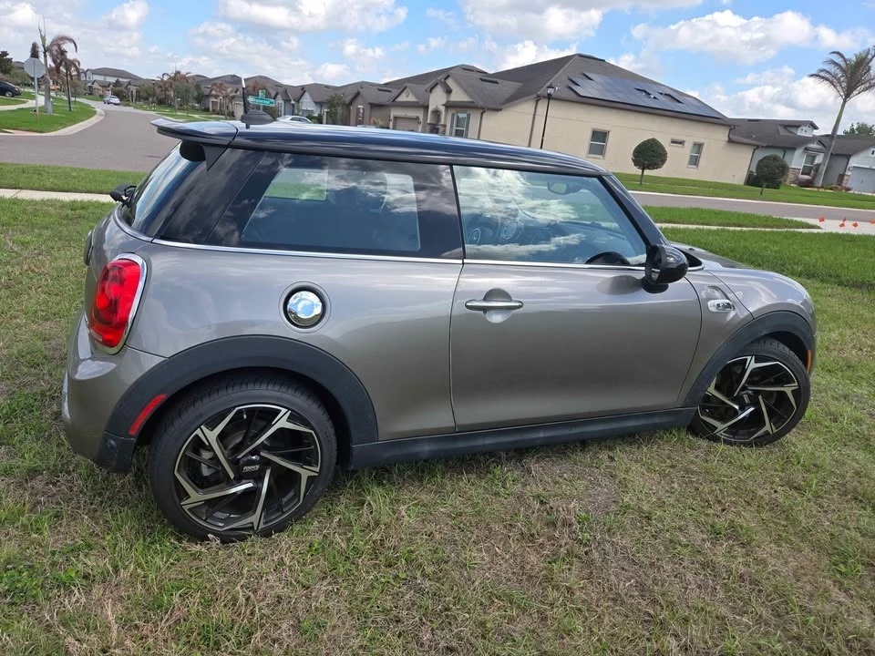 2018 Mini Mini Cooper S 3rd Gen - Image 5 of 10