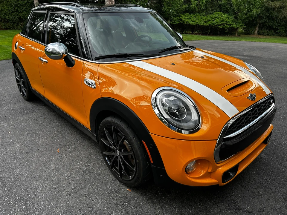 2018 Mini Mini Cooper S 3rd Gen - Image 22 of 31