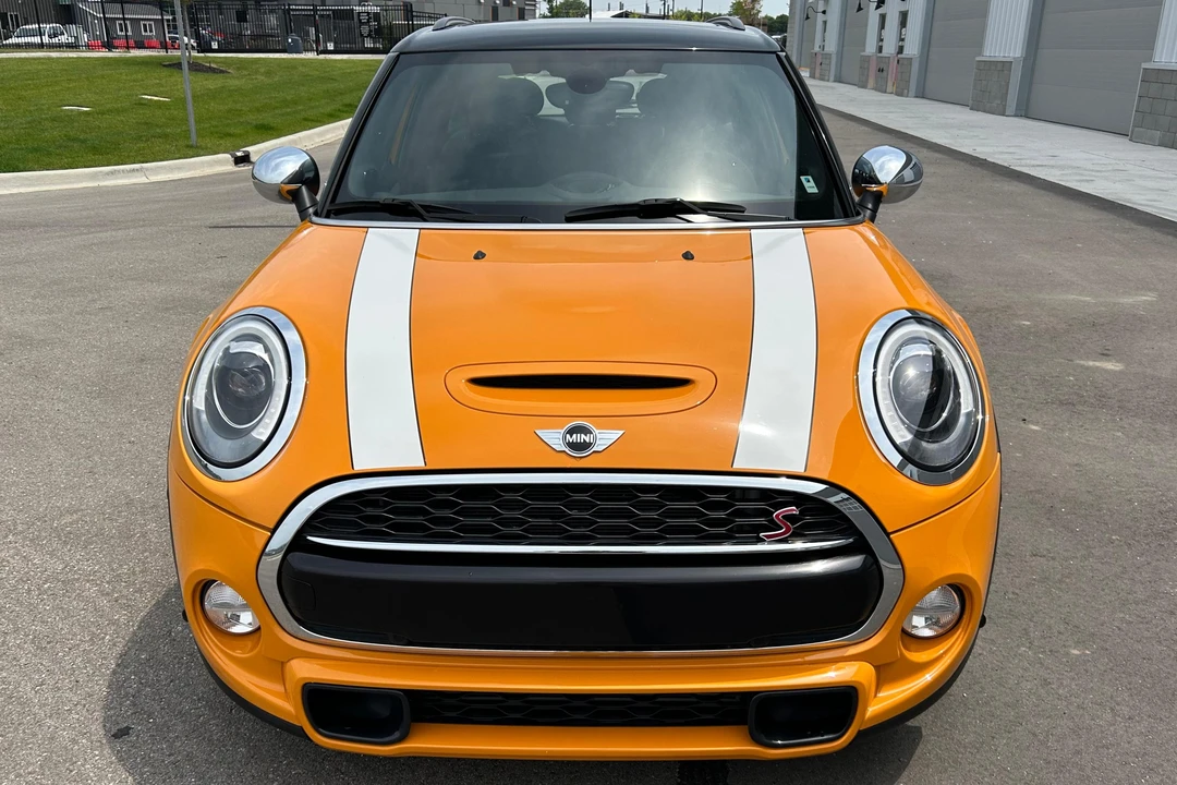 2018 Mini Mini Cooper S 3rd Gen - Image 2 of 31