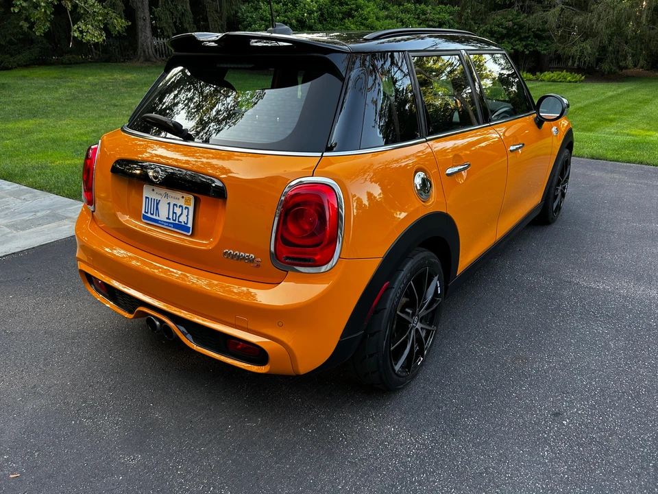 2018 Mini Mini Cooper S 3rd Gen - Image 17 of 31
