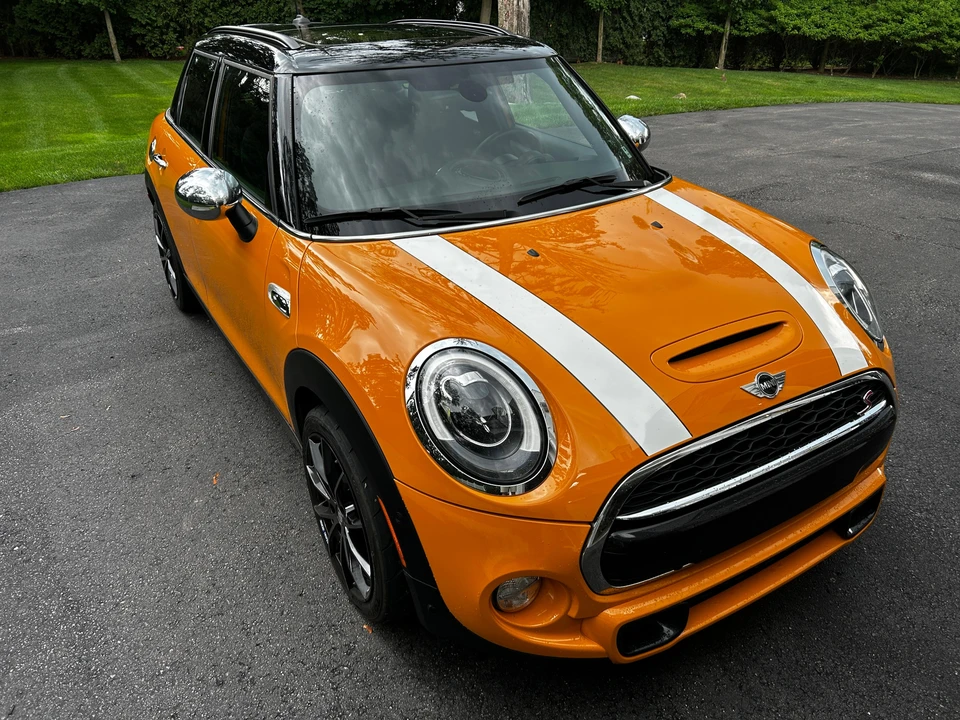 2018 Mini Mini Cooper S 3rd Gen - Image 24 of 31