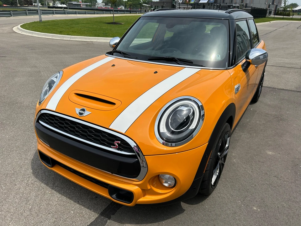 2018 Mini Mini Cooper S 3rd Gen - Image 6 of 31