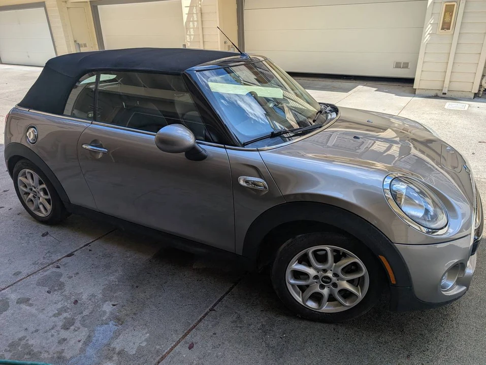 2018 Mini Mini 3rd Gen - Image 2 of 12