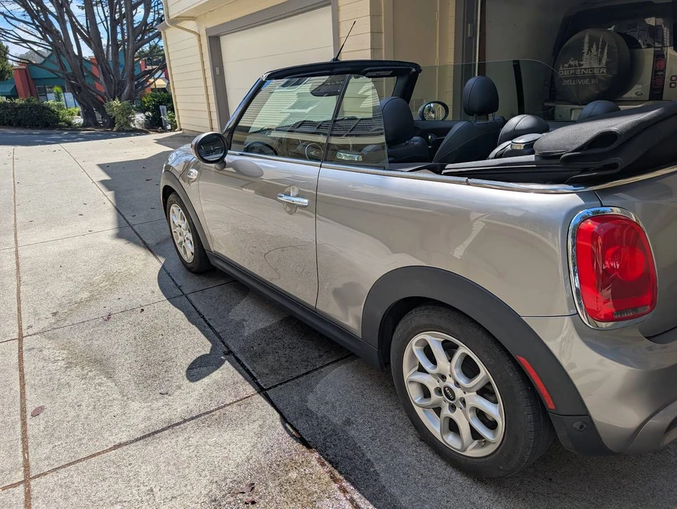 2018 Mini Mini 3rd Gen - Image 9 of 12