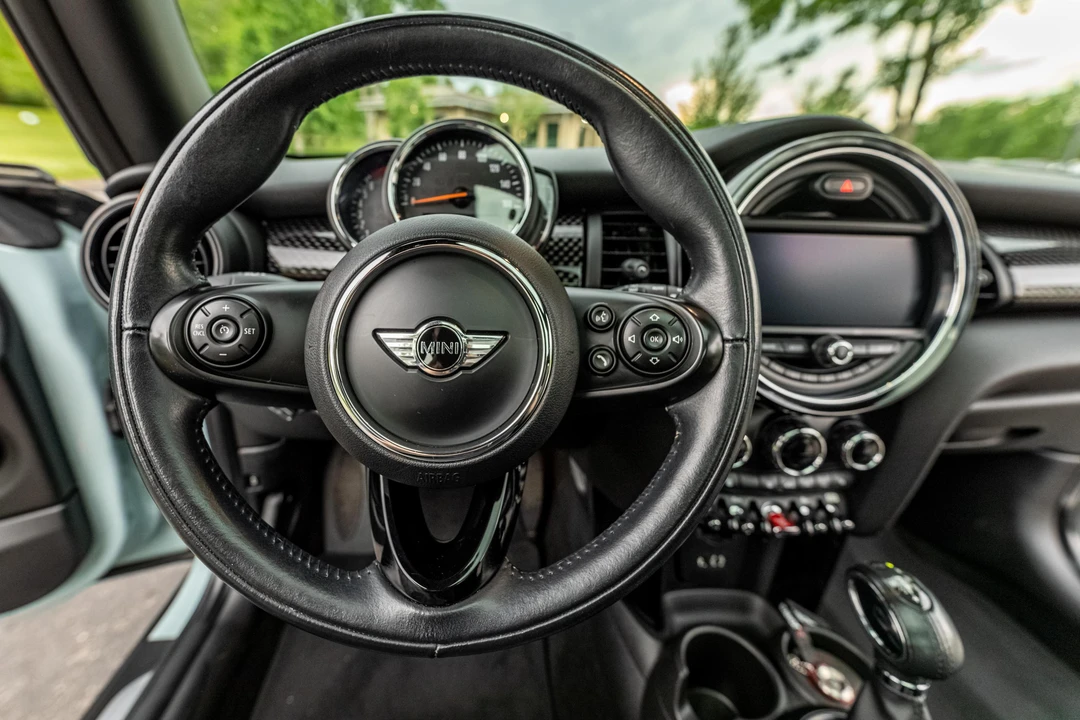 2018 Mini Mini Cooper S 3rd Gen - Image 29 of 31