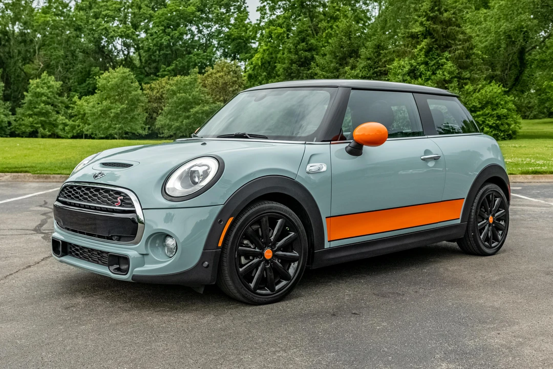 2018 Mini Mini Cooper S 3rd Gen - Image 8 of 31