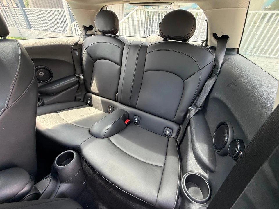 2018 Mini Mini Cooper S 3rd Gen - Image 5 of 12