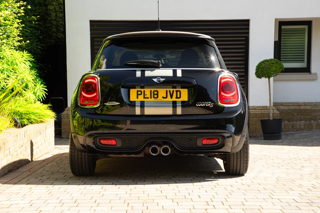 2018 Mini Mini Cooper S 3rd Gen - Image 6 of 31