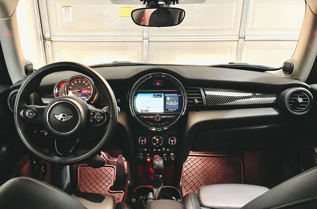 2018 Mini Mini 3rd Gen - Image 23 of 31