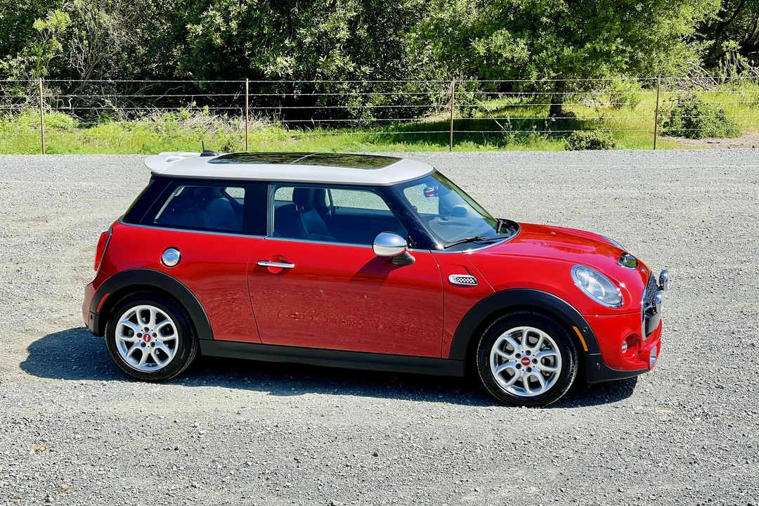 2018 Mini Mini 3rd Gen - Image 17 of 31