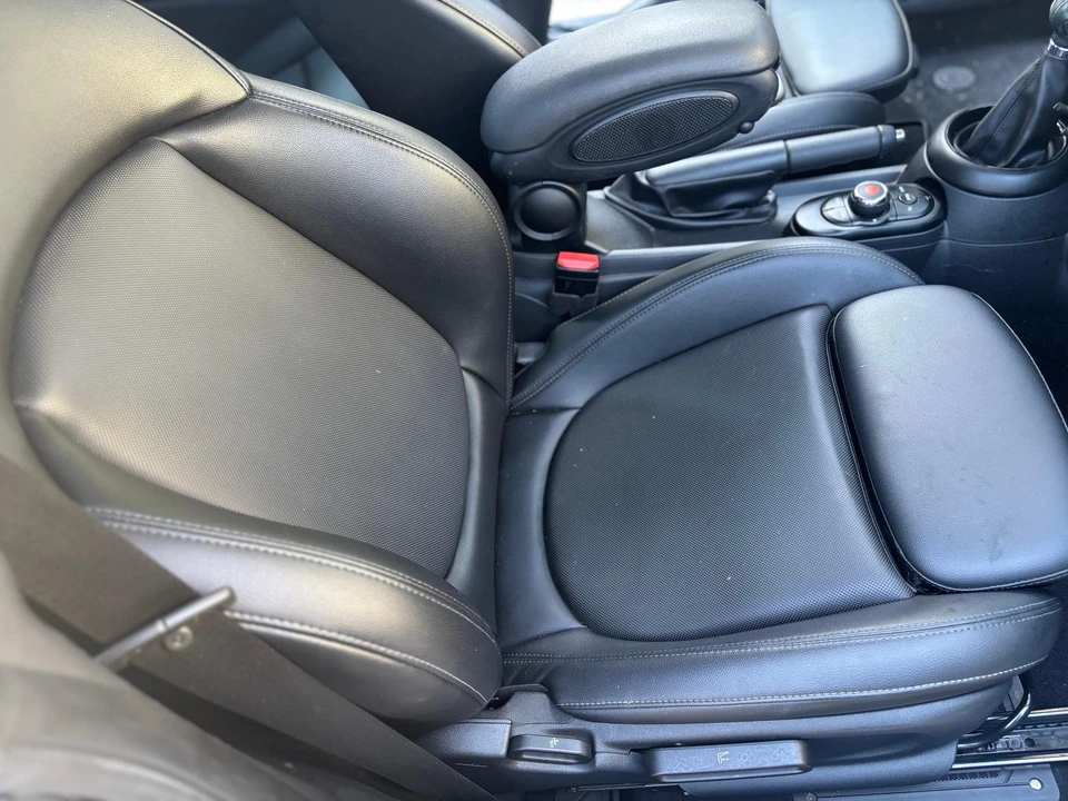 2018 Mini Mini Cooper S 3rd Gen - Image 29 of 31
