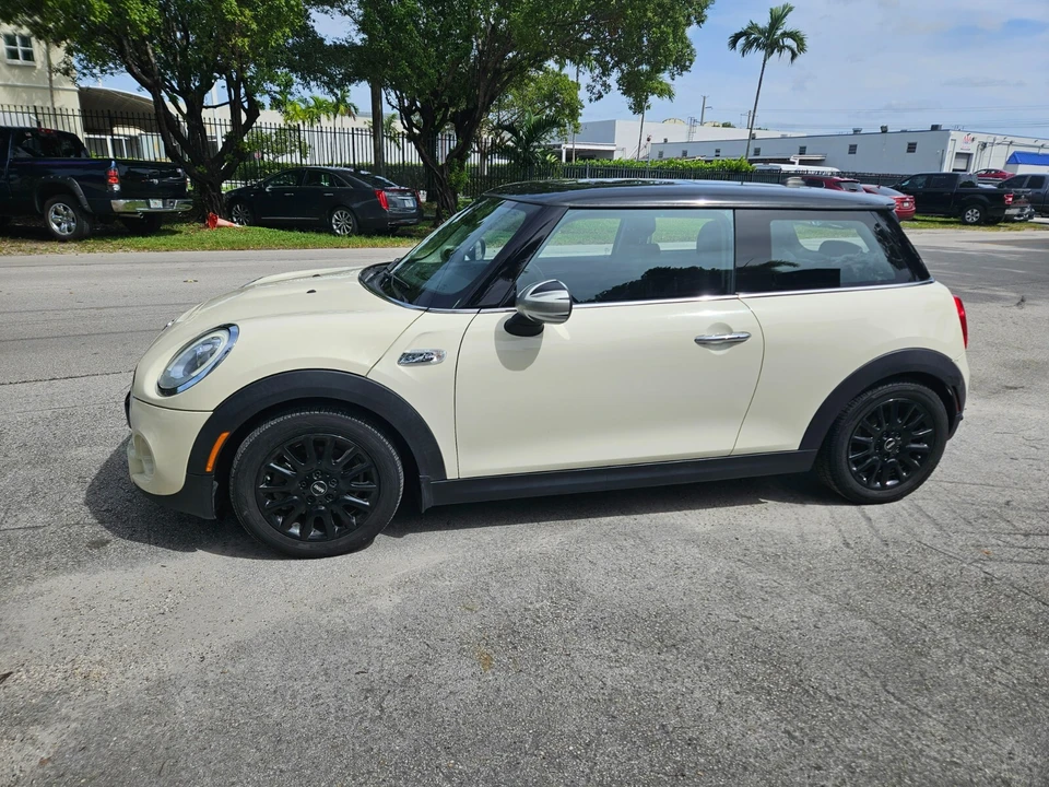 2018 Mini Mini Cooper S 3rd Gen - Image 5 of 20